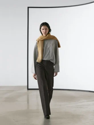 Jean taille moyenne à jambes larges