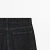 Jean taille moyenne à jambes larges Jean taille moyenne à jambes larges