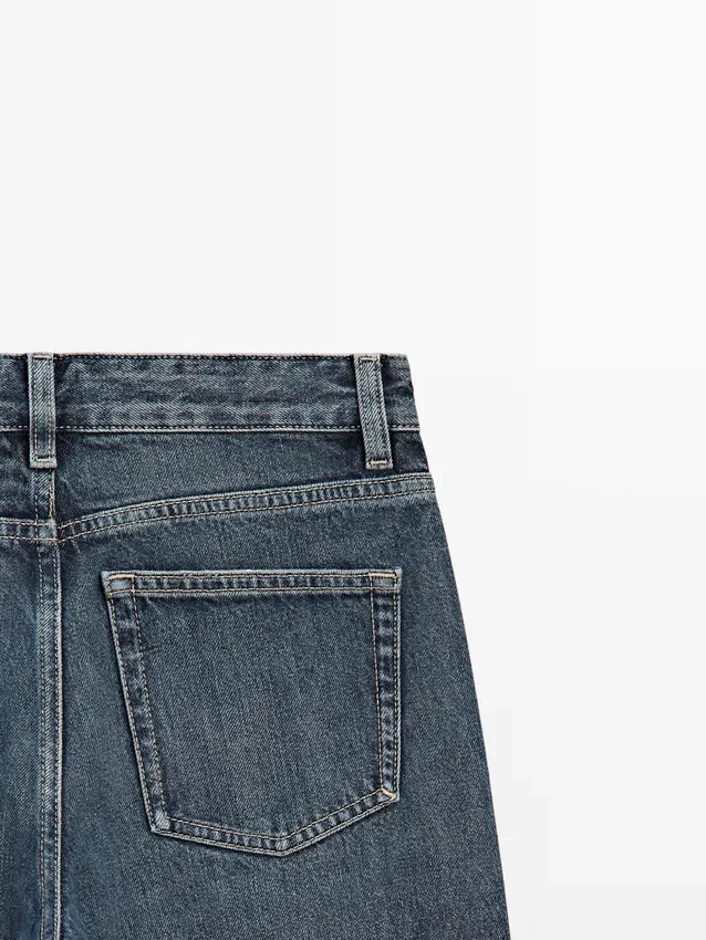Jean taille moyenne à jambes larges Jean taille moyenne à jambes larges