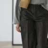 Jean taille moyenne à jambes larges Jean taille moyenne à jambes larges