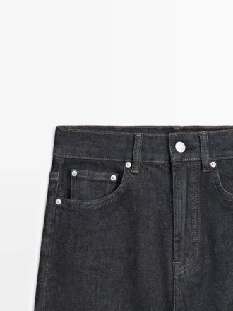 Jeans confort à taille haute et coupe droite