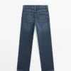 Jeans confort à taille haute et coupe droite Jeans confort à taille haute et coupe droite