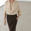 Jupe midi droite en cuir nubuck Jupe midi droite en cuir nubuck