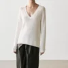 Jupe midi en cuir nappa avec détails en dentelle Jupe midi en cuir nappa avec détails en dentelle