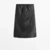 Jupe midi en cuir nappa avec détails en dentelle Jupe midi en cuir nappa avec détails en dentelle