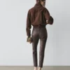 Leggings en cuir nappa avec détails élastiques Leggings en cuir nappa avec détails élastiques