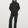 Manteau à col montant en mélange de laine avec fermeture à boutons Manteau à col montant en mélange de laine avec fermeture à boutons