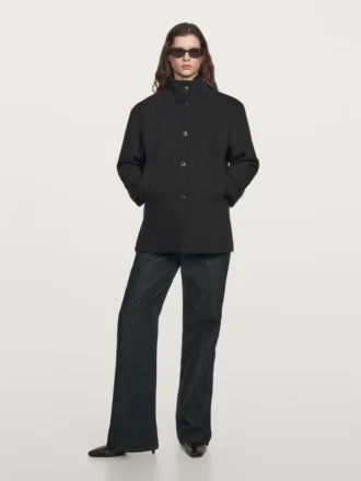 Manteau à col montant en mélange de laine avec fermeture à boutons