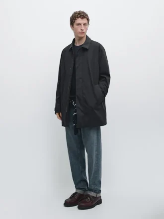 manteau en tissu dperlant 1 330x440 - Manteau en tissu d&eacute;perlant