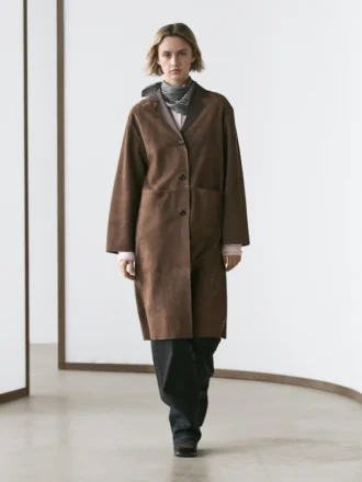 Manteau long en cuir suédé