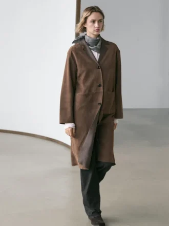 Manteau long en cuir suédé