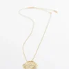 Mini collier avec pendentif en dentelle Mini collier avec pendentif en dentelle