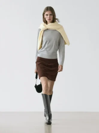 Mini-jupe en cuir suédé