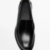 Mocassins en cuir avec finition brillante Mocassins en cuir avec finition brillante