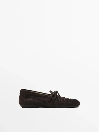 Mocassins en cuir refendu avec nœud froncé