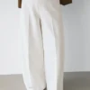 Pantalon ample et volumineux Pantalon ample et volumineux