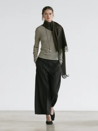 Pantalon court en laine stretch à jambes larges