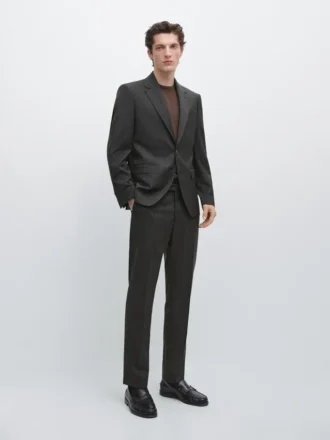 pantalon de costume en laine fine fines rayures 1 330x440 - Pantalon de costume en laine fine &agrave; fines rayures