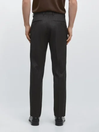 pantalon de costume en laine fine fines rayures 2 330x440 - Pantalon de costume en laine fine &agrave; fines rayures