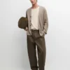 Pantalon en coton avec doubles pinces Pantalon en coton avec doubles pinces