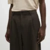 Pantalon en laine à pinces Pantalon en laine à pinces