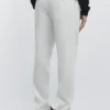 Pantalon en lin à coupe fuselée Pantalon en lin à coupe fuselée