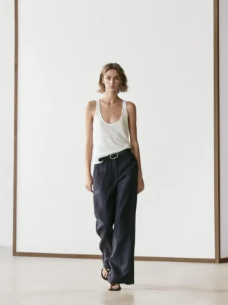 Pantalon en lin à jambes larges et à fines rayures