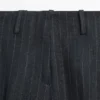 Pantalon en lin à jambes larges et à fines rayures Pantalon en lin à jambes larges et à fines rayures