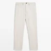 Pantalon en lin léger avec motif à chevrons Pantalon en lin léger avec motif à chevrons