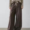 Pantalon en mélange de laine avec cordon de serrage contrasté Pantalon en mélange de laine avec cordon de serrage contrasté
