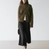 Pantalon fluide avec pinces Pantalon fluide avec pinces