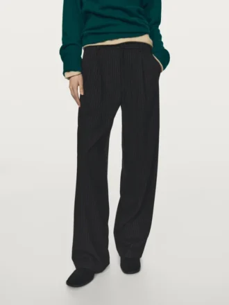 Pantalon à jambes larges à fines rayures