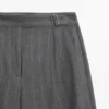 Pantalon à pinces à fines rayures Pantalon à pinces à fines rayures