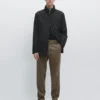 Pantalon slim à micro-texture Pantalon slim à micro-texture