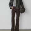 Pantalon évasé Pantalon évasé