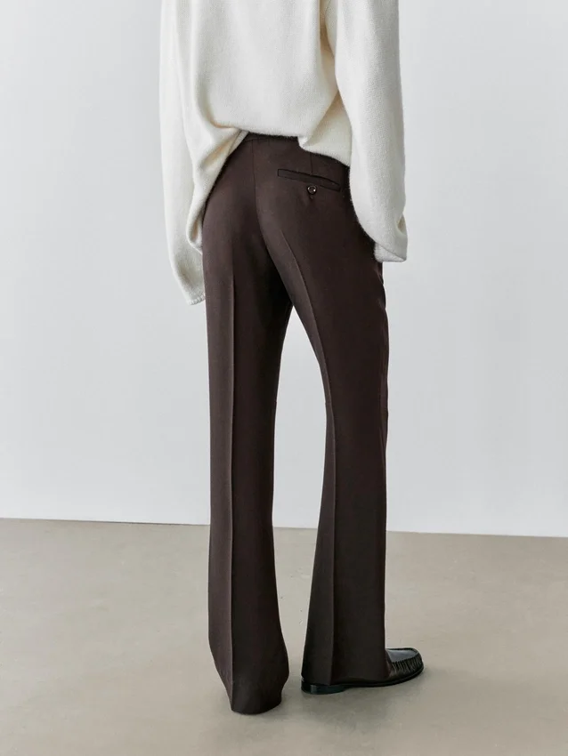 Pantalon évasé avec poche Pantalon évasé avec poche