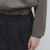 Pantalons ample en mélange de laine avec pinces Pantalons ample en mélange de laine avec pinces