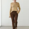 Pantalons courts en cuir suédé avec cordons de serrage Pantalons courts en cuir suédé avec cordons de serrage