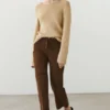 Pantalons courts en cuir suédé avec cordons de serrage Pantalons courts en cuir suédé avec cordons de serrage