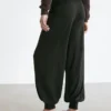 Pantalons sarouel en tricot de laine mélangée Pantalons sarouel en tricot de laine mélangée