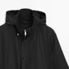Parka à capuche avec détails en tissu Parka à capuche avec détails en tissu
