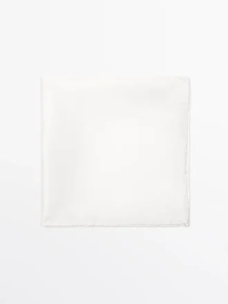 Pochette unie 100 % soie