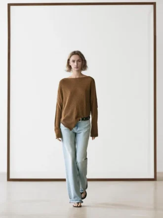 Pull-cape asymétrique en maille