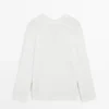 Pull à col en V ajouré