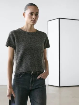 Pull court en tricot d&rsquo;alpaga et de laine