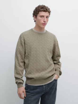 Pull en coton à mailles torsadées