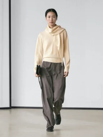 Pull en maille avec détail écharpe
