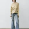 Pull en maille avec détail écharpe Pull en maille avec détail écharpe