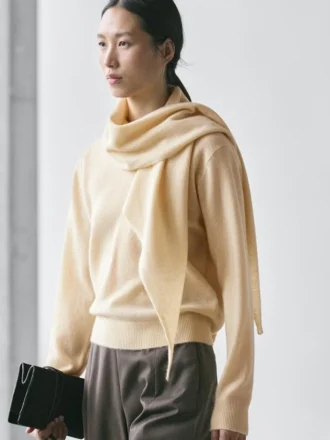 Pull en maille avec détail écharpe