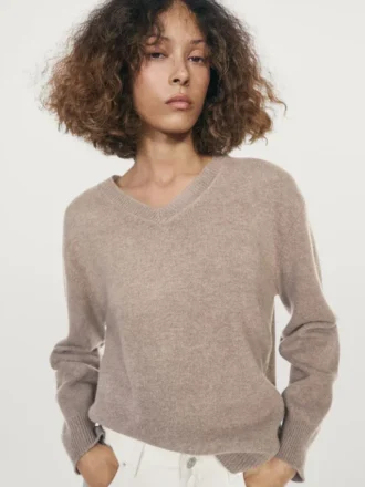 Pull en maille à col en V avec coudières